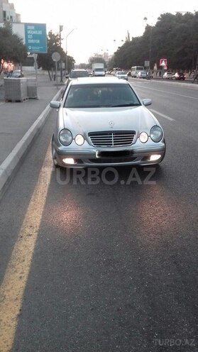 Mercedes E 270 2000, 321,000 km - 2.7 l - Bakı