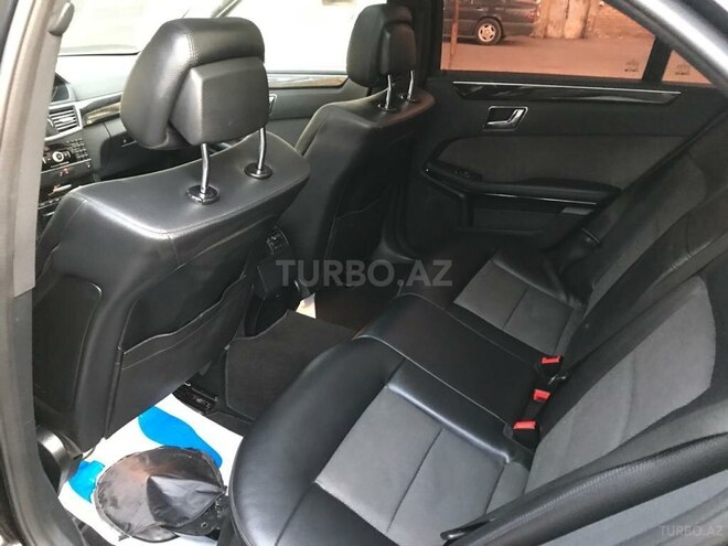 Mercedes E 220 2011, 224,000 km - 2.2 l - Bakı