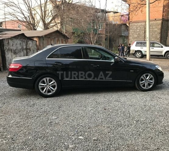 Mercedes E 220 2011, 224,000 km - 2.2 l - Bakı