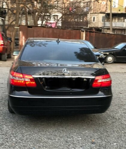 Mercedes E 220 2011, 224,000 km - 2.2 l - Bakı