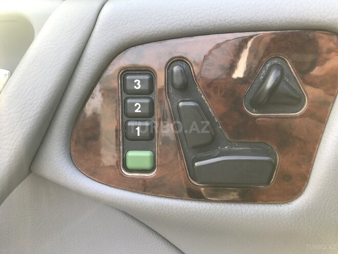 Mercedes E 320 2001, 319,000 km - 3.2 l - Sumqayıt