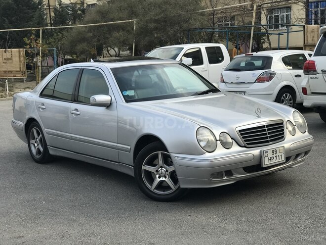 Mercedes E 320 2001, 319,000 km - 3.2 l - Sumqayıt