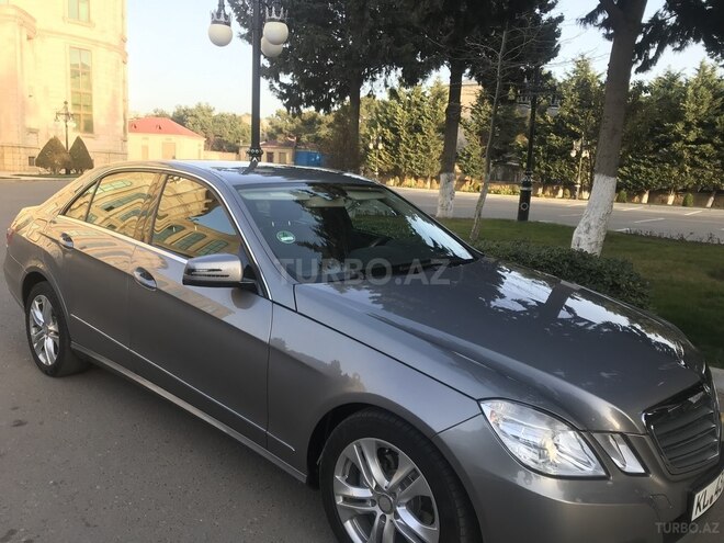 Mercedes E 220 2011, 147,300 km - 2.2 l - Bakı