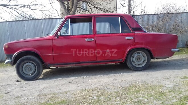 LADA (VAZ) 21011 1980, 458,412 km - 1.5 л - Qax