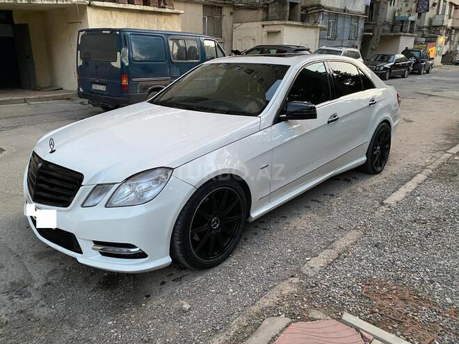 Mercedes E 350 2010, 140,400 km - 3.5 l - Bakı