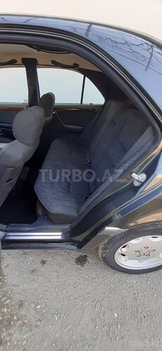 Mercedes C 220 1994, 318,000 km - 2.2 л - Bakı