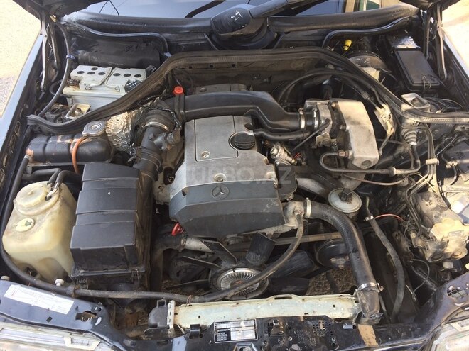 Mercedes E 200 1993, 320,000 km - 2.0 l - Bakı