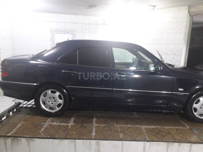 Mercedes C 220 1998, 207,893 km - 2.2 l - Bakı
