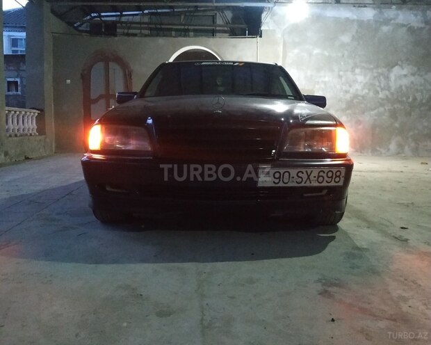 Mercedes C 250 1997, 353,000 km - 2.6 l - Şabran