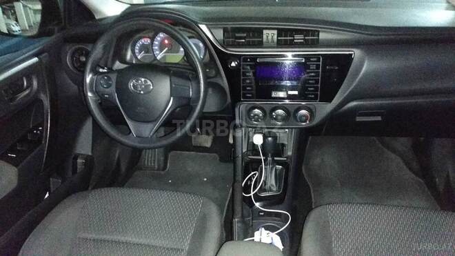 Toyota Corolla 2017, 43,000 km - 1.6 л - Bakı