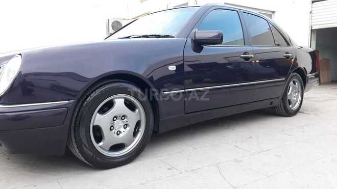 Mercedes E 240 1997, 230,000 km - 2.4 l - Gəncə
