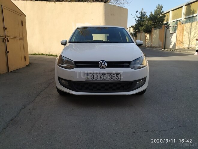 Volkswagen Polo 2011, 132,000 km - 1.4 l - Bakı