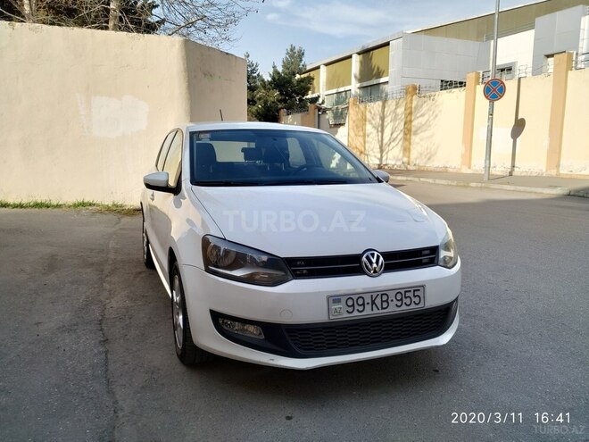 Volkswagen Polo 2011, 132,000 km - 1.4 l - Bakı