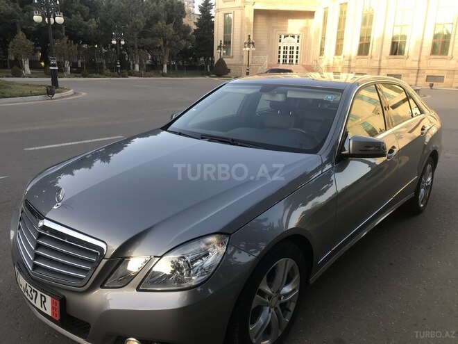 Mercedes E 220 2011, 147,300 km - 2.2 l - Bakı