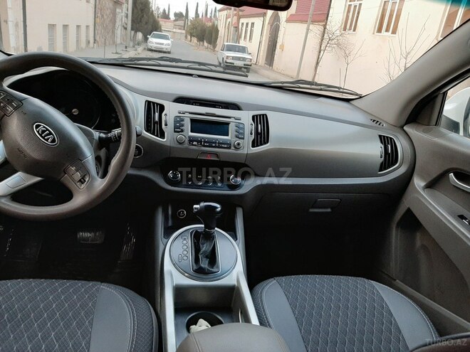 Kia Sportage 2011, 174,000 km - 2.0 l - Şəmkir