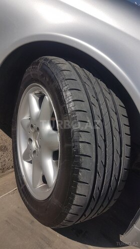 Mercedes C 200 2002, 294,000 km - 2.0 l - Qazax
