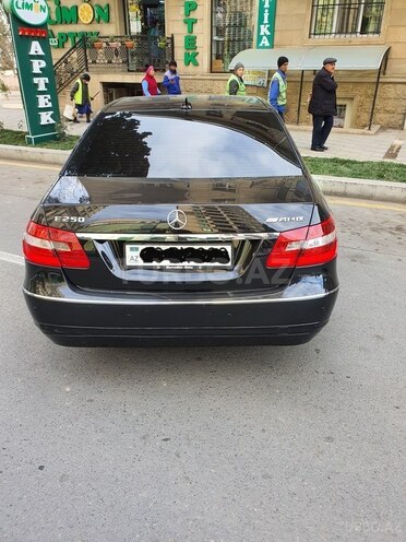 Mercedes E 220 2011, 296,333 km - 2.2 l - Gəncə