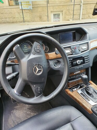 Mercedes E 220 2011, 296,333 km - 2.2 l - Gəncə