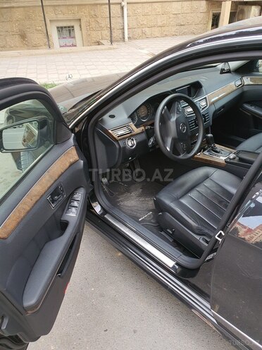 Mercedes E 220 2011, 296,333 km - 2.2 l - Gəncə