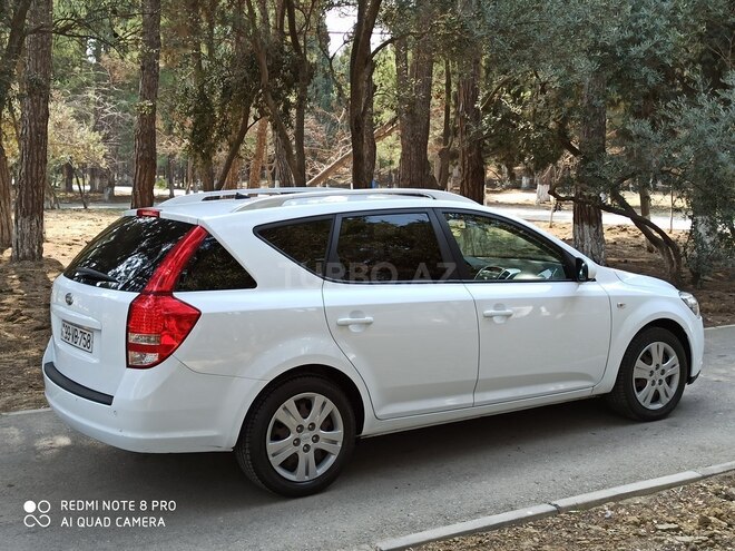 Kia Ceed 2011, 187,000 km - 1.4 l - Sumqayıt