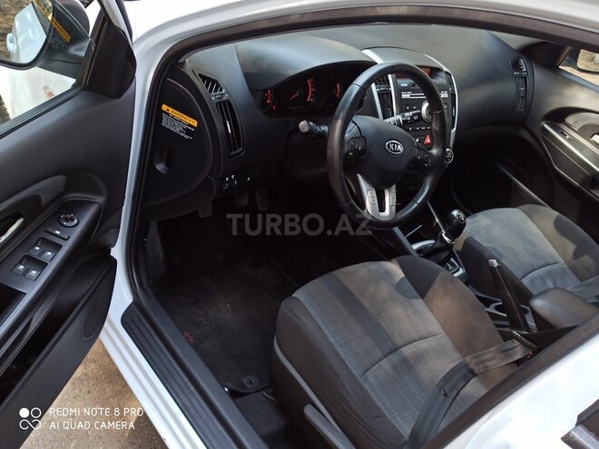 Kia Ceed 2011, 187,000 km - 1.4 l - Sumqayıt