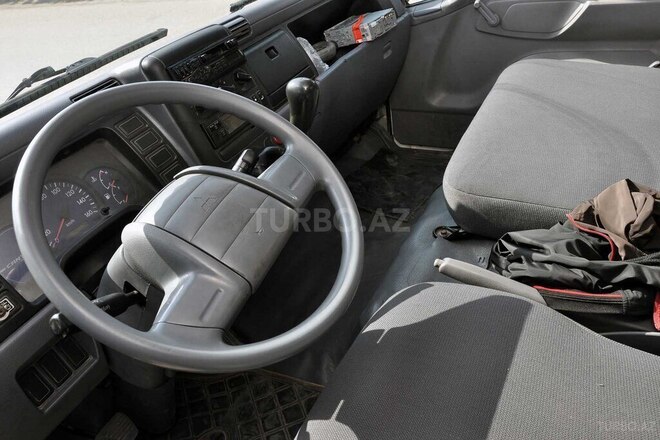 Mitsubishi Canter 2007, 232,000 km - 3.9 l - Bakı