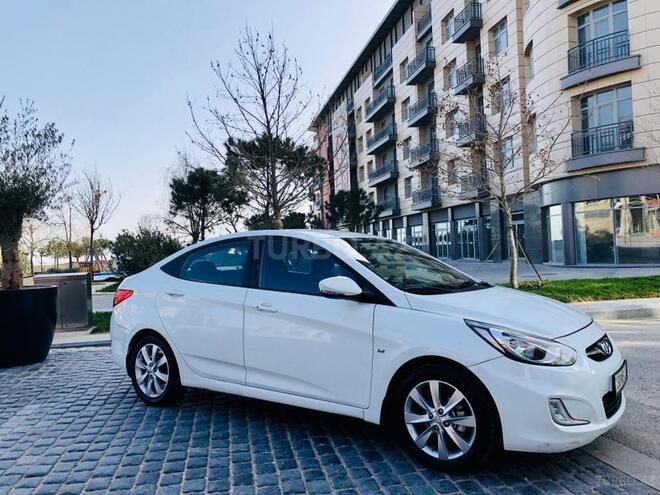 Hyundai Accent 2012, 360,000 km - 1.6 l - Bakı