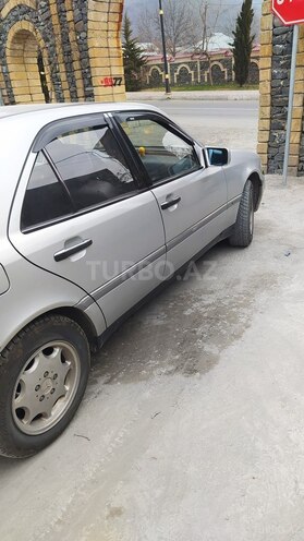 Mercedes C 180 1997, 380,000 km - 1.8 л - Qəbələ