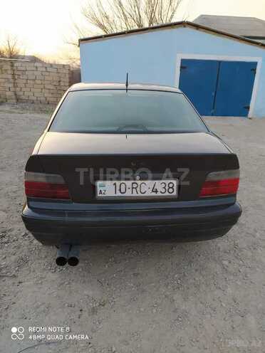 BMW 323 1993, 465,640 km - 2.5 l - Sumqayıt