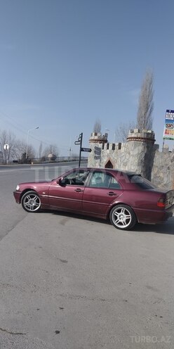 Mercedes C 200 1997, 320,000 km - 2.0 l - Şəki