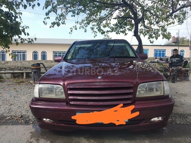 Mercedes C 200 1997, 320,000 km - 2.0 l - Şəki