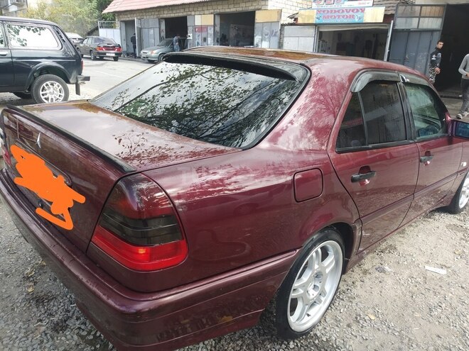 Mercedes C 200 1997, 320,000 km - 2.0 l - Şəki