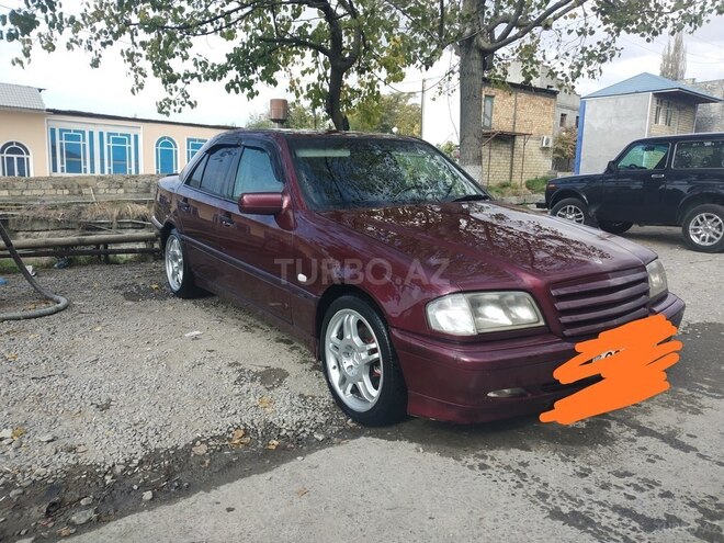 Mercedes C 200 1997, 320,000 km - 2.0 l - Şəki