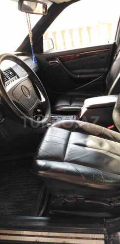 Mercedes C 220 2000, 355,000 km - 2.2 л - Gəncə
