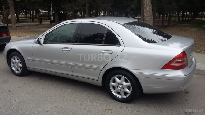 Mercedes C 220 2000, 370,000 km - 2.2 л - Mingəçevir