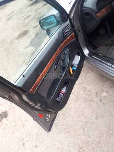 BMW 523 1996, 375,622 km - 2.5 l - Cəlilabad