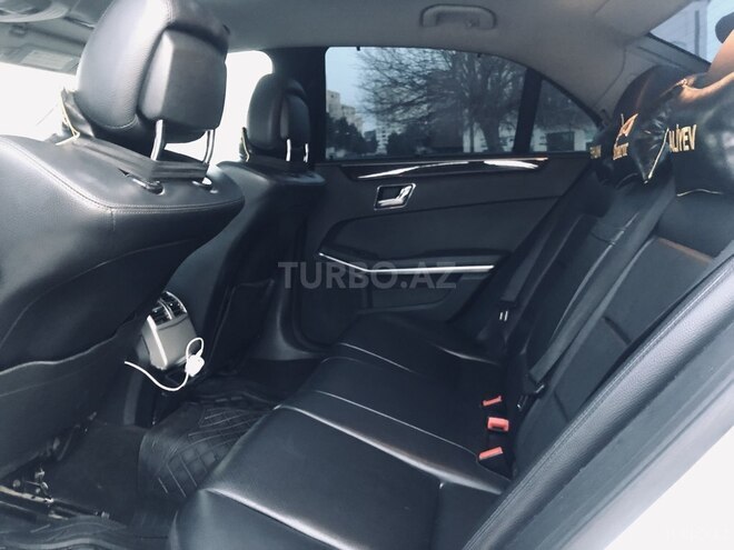 Mercedes E 220 2011, 297,000 km - 2.2 l - Bakı
