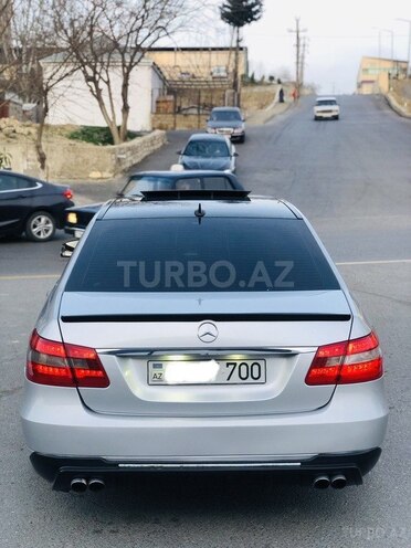 Mercedes E 220 2011, 297,000 km - 2.2 l - Bakı