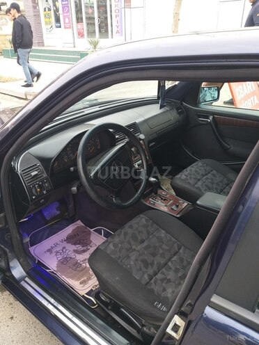 Mercedes C 180 1998, 256,980 km - 1.8 л - Yevlax