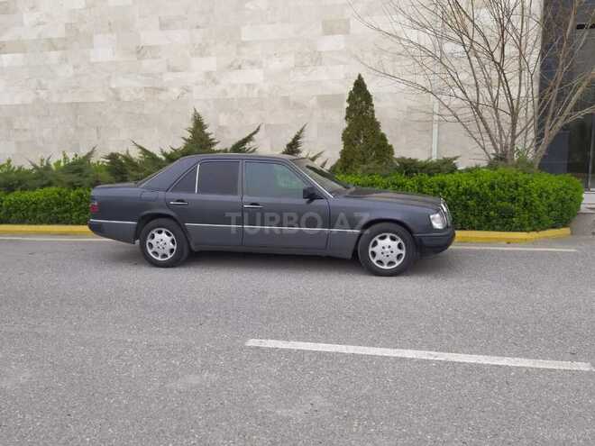 Mercedes E 250 1991, 457,800 km - 2.5 l - Sumqayıt