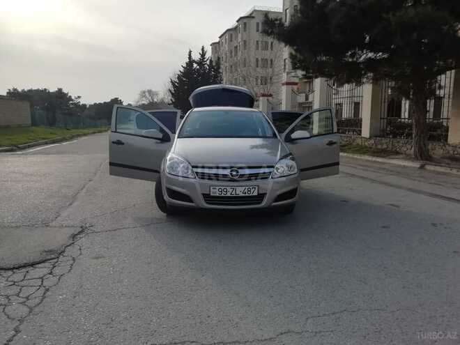 Opel Astra 2009, 193,588 km - 1.4 l - Bakı
