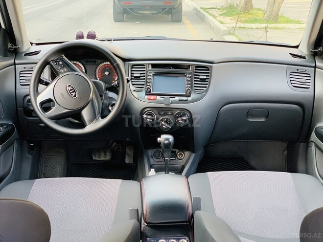 Kia Rio 2011, 101,755 km - 1.4 л - Bakı