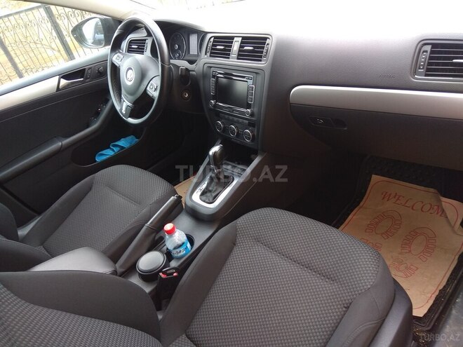 Volkswagen Jetta 2013, 75,000 km - 2.0 l - Bakı