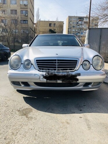 Mercedes E 220 2000, 283,500 km - 2.2 l - Bakı
