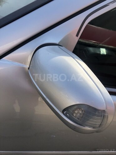 Mercedes E 220 2000, 283,500 km - 2.2 l - Bakı