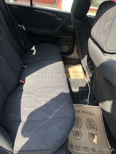Mercedes E 220 2000, 283,500 km - 2.2 l - Bakı