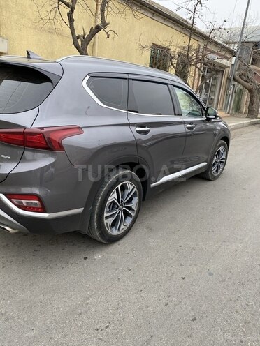 Hyundai Santa Fe 2018, 27,000 km - 2.4 л - Gəncə