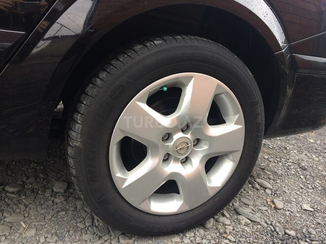 Opel Astra 2006, 167,000 km - 1.4 l - Zaqatala