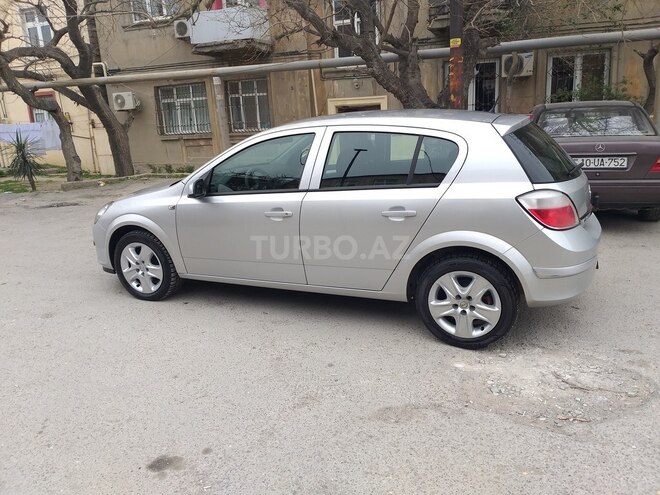 Opel Astra 2006, 179,000 km - 1.3 л - Bakı