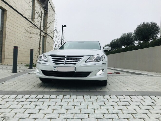 Hyundai Genesis 2013, 130,000 km - 3.8 l - Bakı